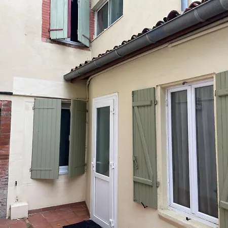 Cozy Terrasse Jules Julien Διαμέρισμα *